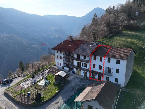 casa semindipendente in vendita a Lamon in zona Costa