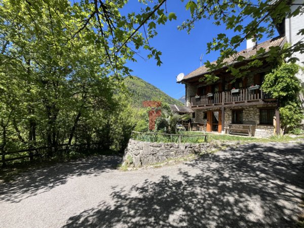 casa indipendente in vendita a Lamon