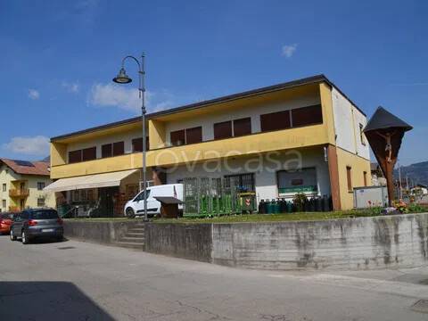 appartamento in vendita a Lamon in zona Sala