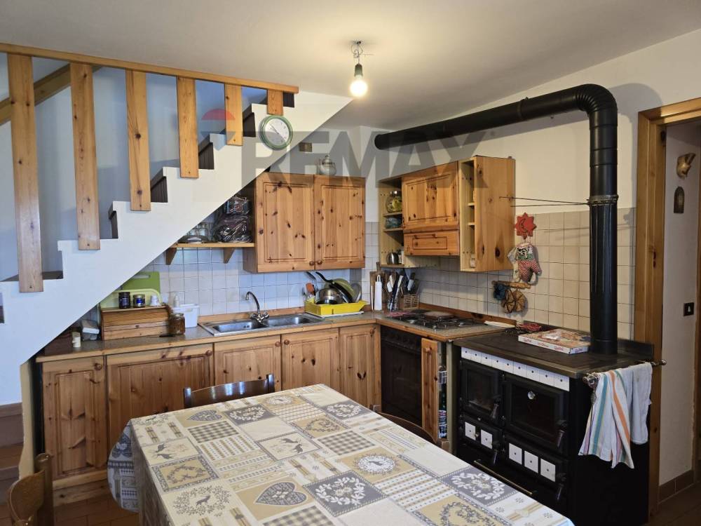 casa indipendente in vendita a Lamon in zona San Donato