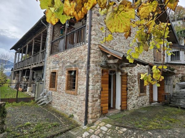 casa indipendente in vendita a Lamon