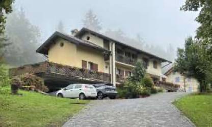 casa indipendente in vendita a Limana