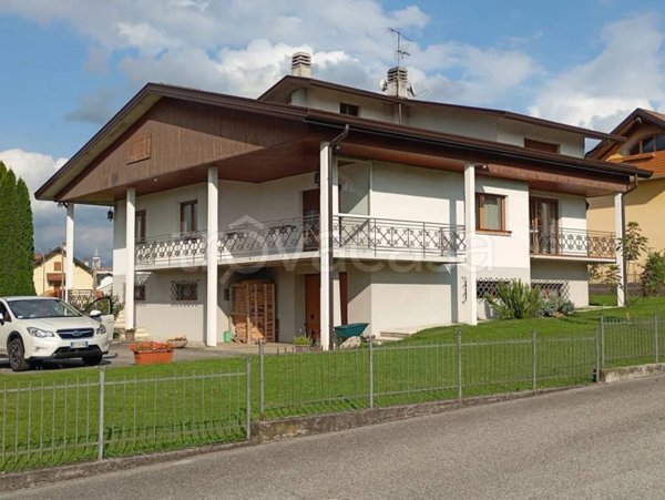 casa indipendente in vendita a Limana