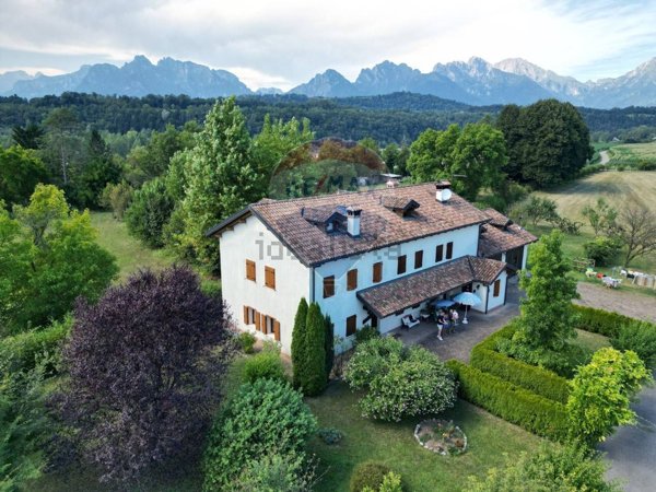 casa indipendente in vendita a Limana in zona Cesa