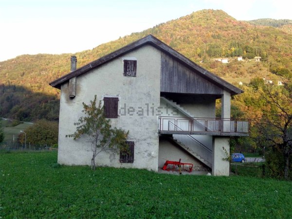 casa indipendente in vendita a Limana in zona Valmorel