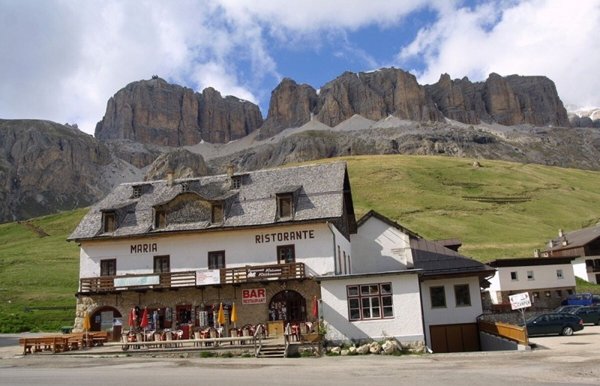 negozio in vendita a Livinallongo del Col di Lana