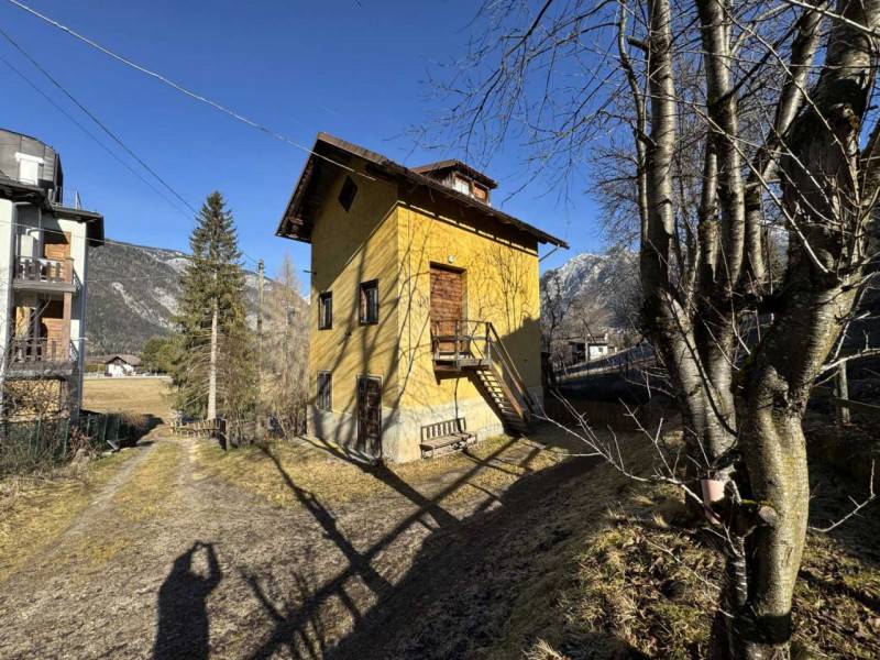 casa indipendente in vendita a Lorenzago di Cadore