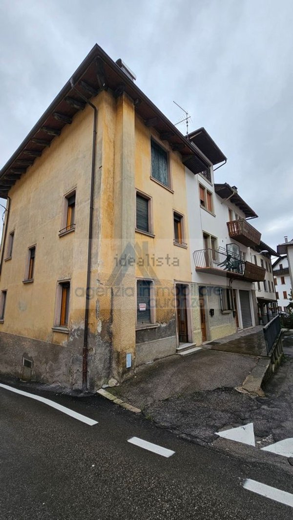 casa indipendente in vendita a Lozzo di Cadore