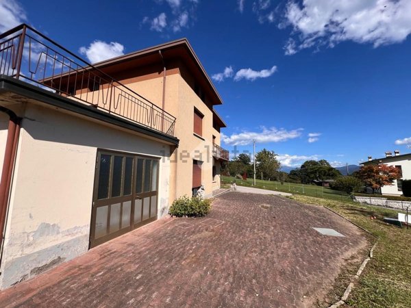 casa indipendente in vendita a Pedavena in zona Norcen