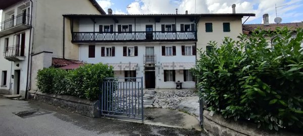 casa indipendente in vendita a Pedavena