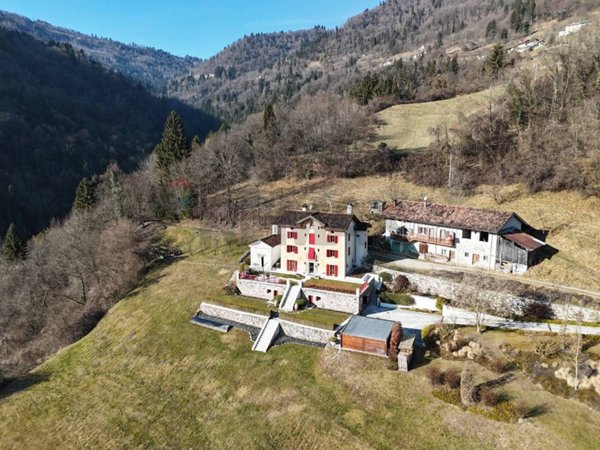 casa indipendente in vendita a Pedavena in zona Norcen