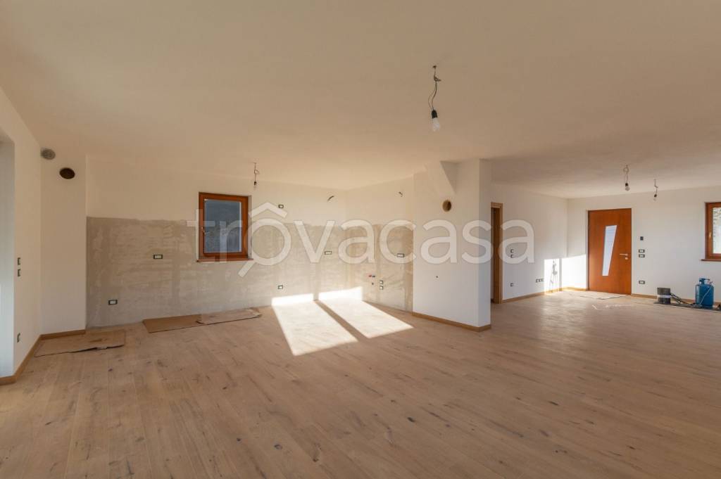 casa indipendente in vendita a Pedavena