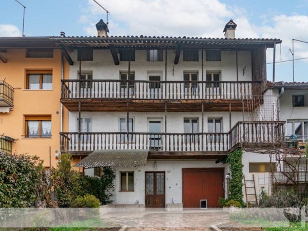 casa indipendente in vendita a Pedavena