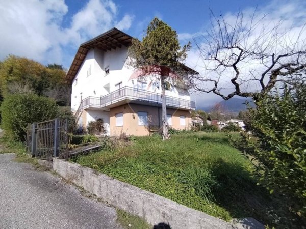 casa indipendente in vendita a Pedavena