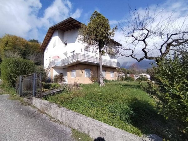 casa indipendente in vendita a Pedavena