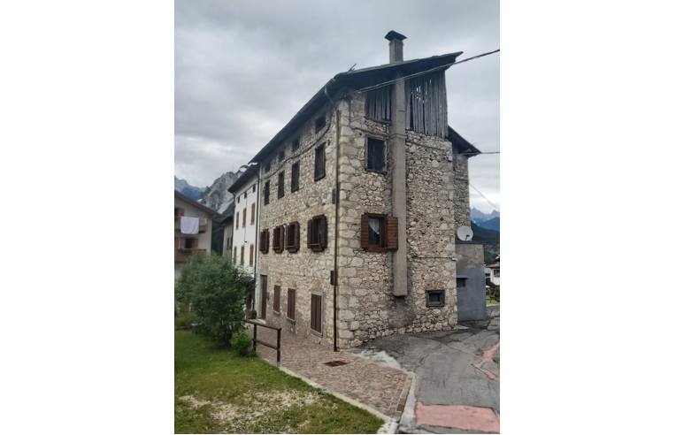 casa indipendente in vendita a Perarolo di Cadore in zona Caralte