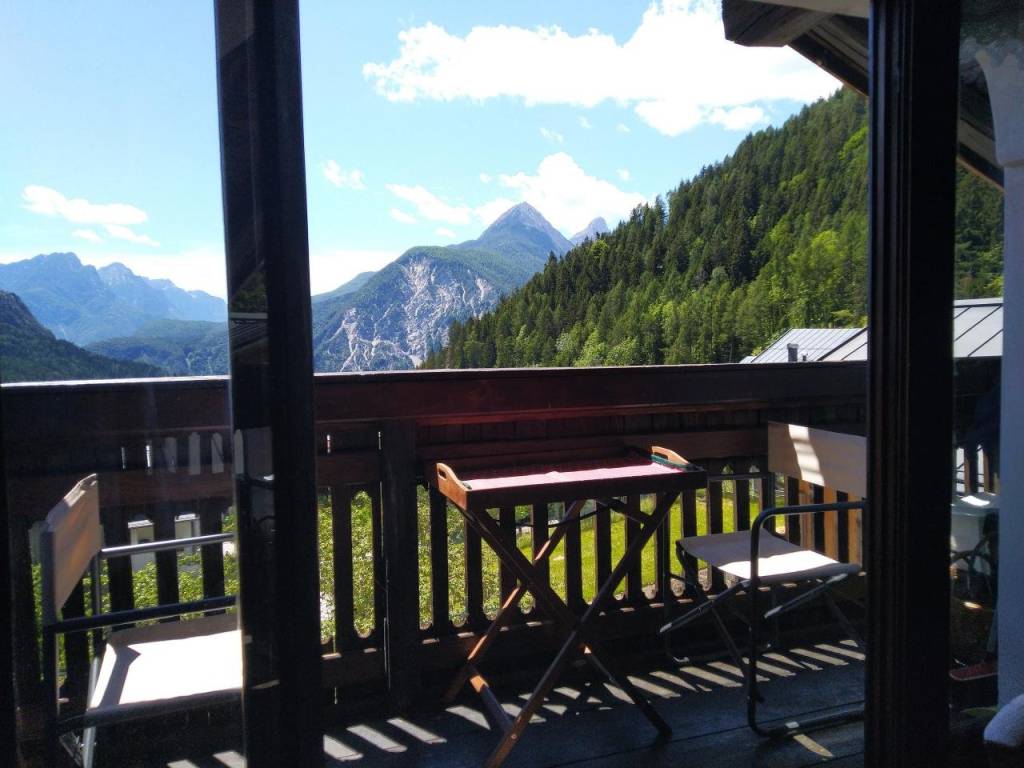 casa indipendente in vendita a Pieve di Cadore in zona Tai