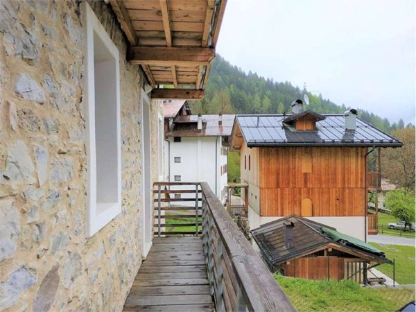 appartamento in vendita a Pieve di Cadore in zona Nebbiù