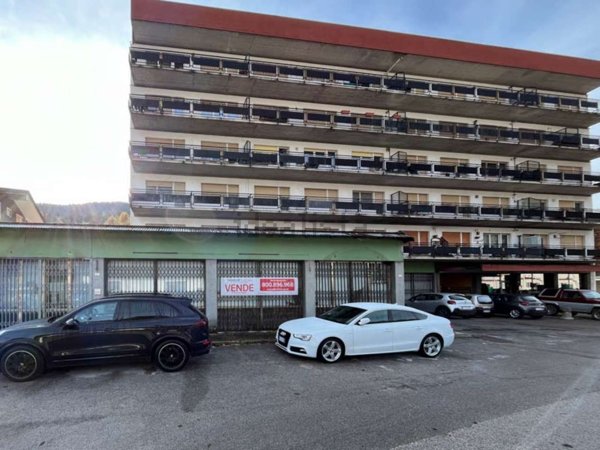 negozio in vendita a Pieve di Cadore in zona Tai