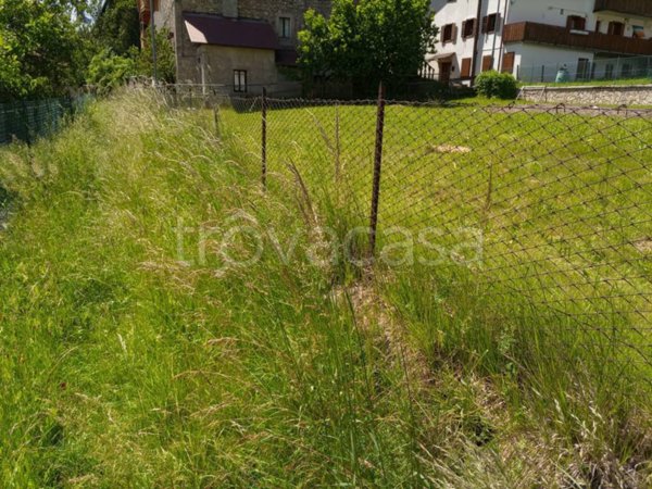 terreno edificabile in vendita a Pieve di Cadore in zona Nebbiù