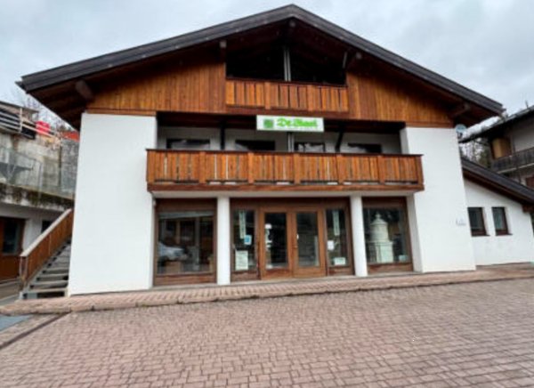 locale di sgombero in vendita a Pieve di Cadore in zona Tai