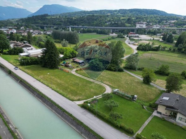 terreno edificabile in vendita a Ponte nelle Alpi in zona Soccher