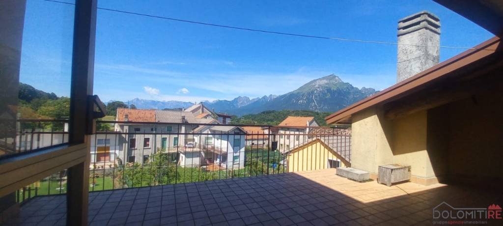 casa indipendente in vendita a Ponte nelle Alpi in zona Cugnan