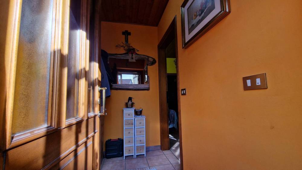 casa indipendente in vendita a Ponte nelle Alpi in zona Roncan
