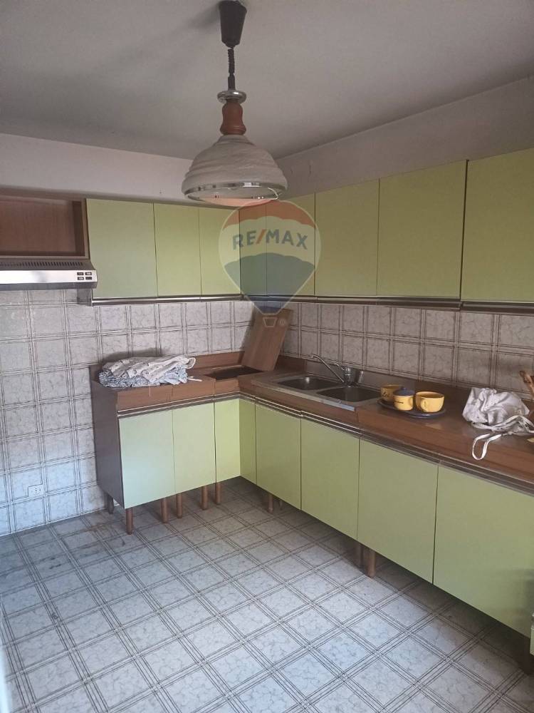 casa indipendente in vendita a Ponte nelle Alpi in zona Polpet