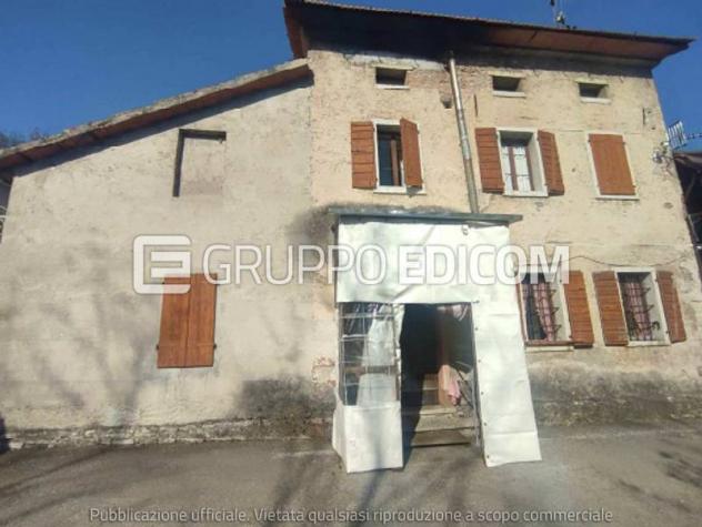 appartamento in vendita a Ponte nelle Alpi in zona Lizzona