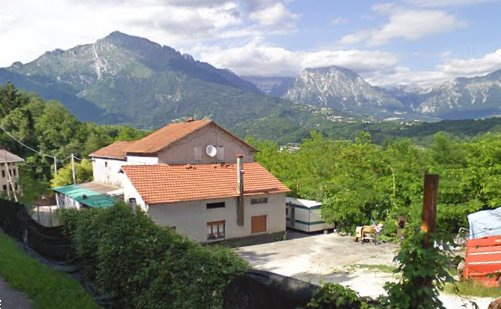 casa indipendente in vendita a Ponte nelle Alpi in zona Lizzona