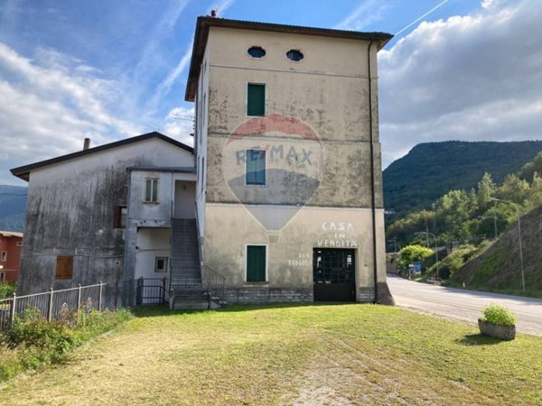 appartamento in vendita a Ponte nelle Alpi in zona La Secca