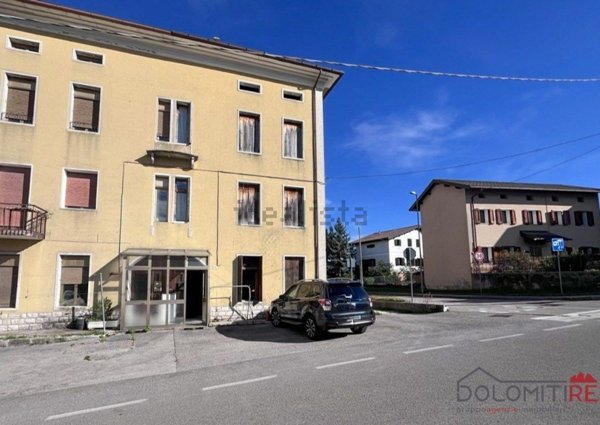 casa indipendente in vendita a Ponte nelle Alpi in zona Cugnan