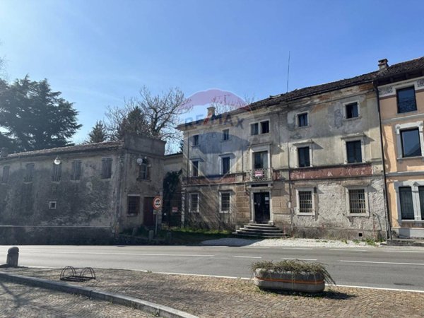 casa indipendente in vendita a Ponte nelle Alpi in zona Polpet