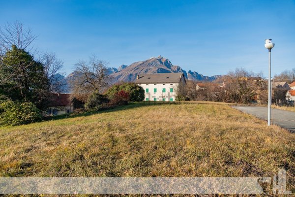 terreno edificabile in vendita a Ponte nelle Alpi in zona Losego
