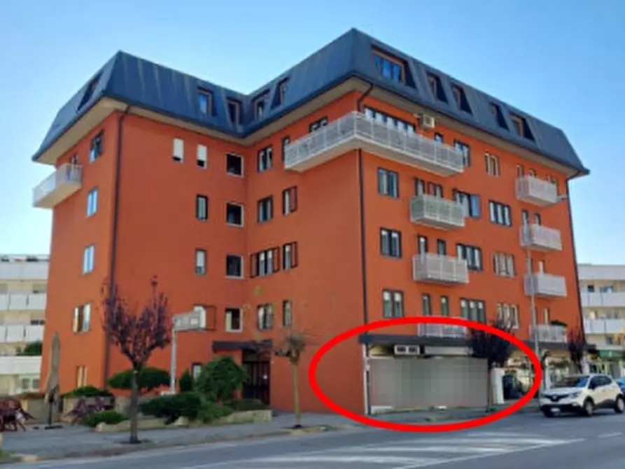 negozio in vendita a Ponte nelle Alpi