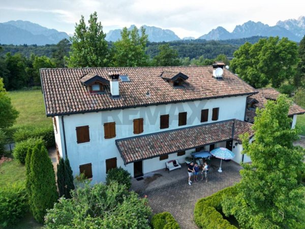 casa indipendente in vendita a Ponte nelle Alpi