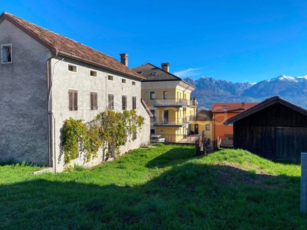 casa indipendente in vendita a Ponte nelle Alpi in zona Cugnan