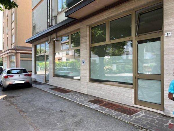 ufficio in vendita a Ponte nelle Alpi in zona Polpet