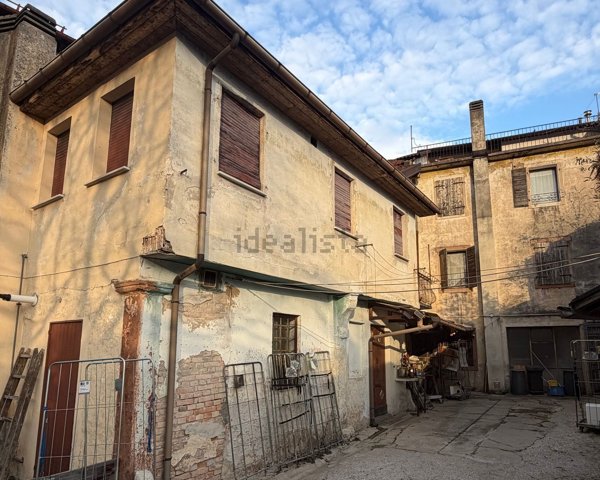 appartamento in vendita a Ponte nelle Alpi in zona Polpet