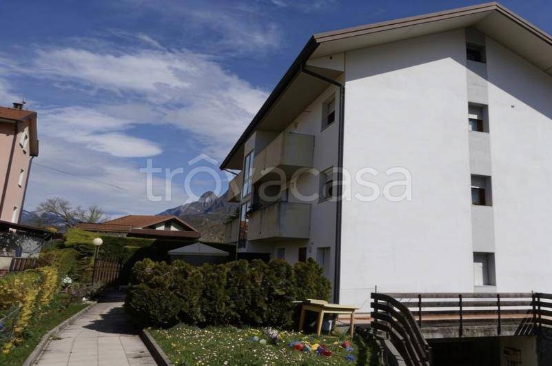 appartamento in vendita a Ponte nelle Alpi in zona Piaia