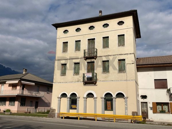 casa indipendente in vendita a Ponte nelle Alpi in zona La Secca