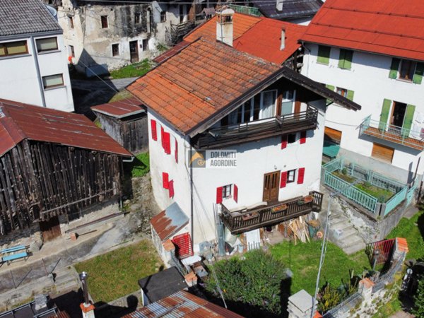 casa indipendente in vendita a Rivamonte Agordino in zona Tos