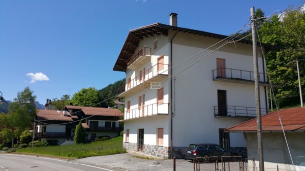 casa indipendente in vendita a Rivamonte Agordino