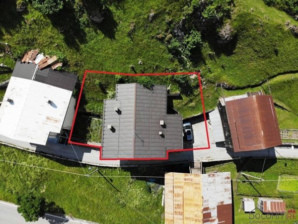 casa indipendente in vendita a Rocca Pietore in zona Digonera