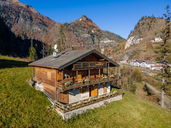casa indipendente in vendita a Rocca Pietore in zona Laste