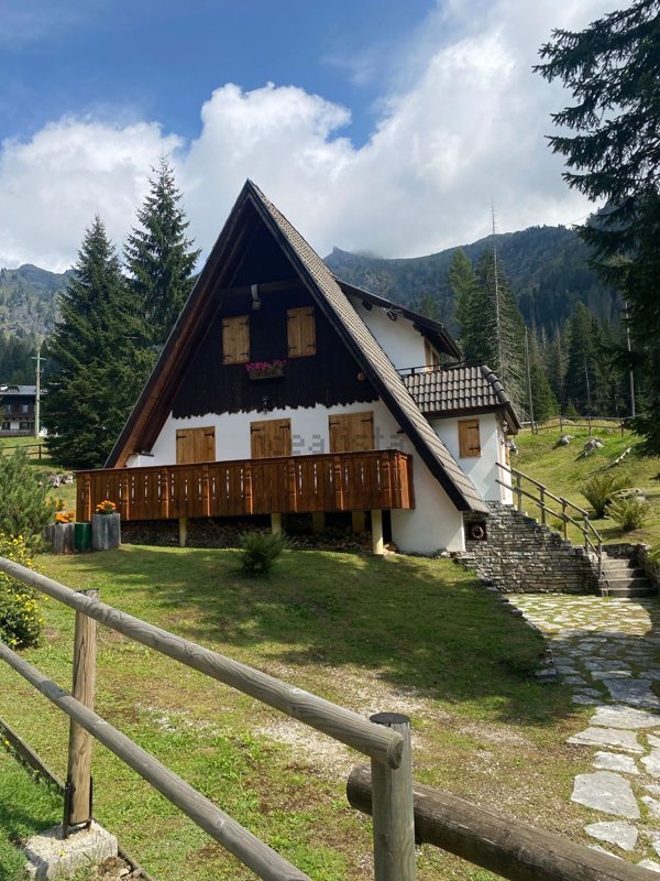 casa indipendente in vendita a Rocca Pietore in zona Malga Ciapela