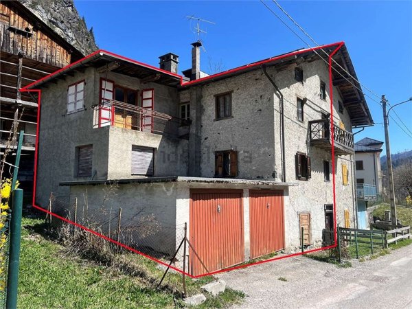 casa indipendente in vendita a Rocca Pietore in zona Col di Rocca