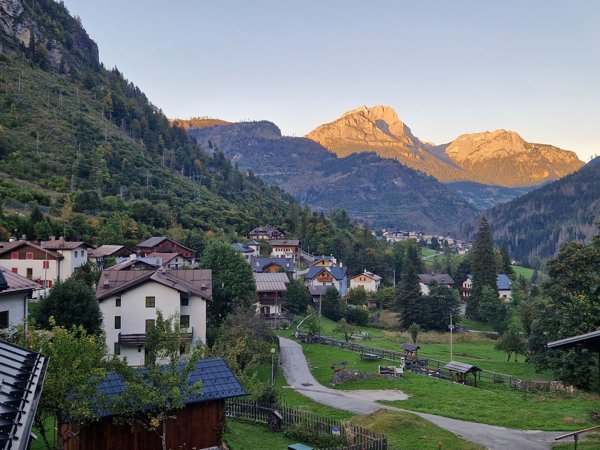 casa indipendente in vendita a Rocca Pietore in zona Col di Rocca