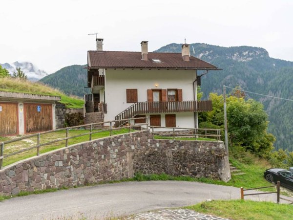 appartamento in vendita a Rocca Pietore in zona Caracoi